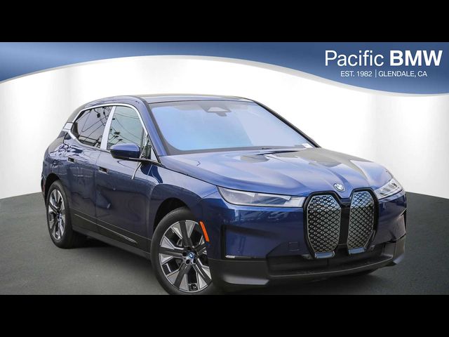 2025 BMW iX xDrive50