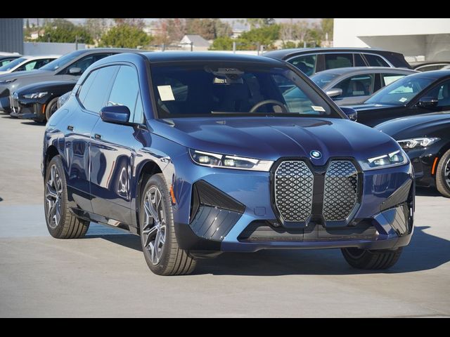 2025 BMW iX xDrive50