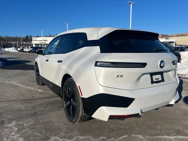 2025 BMW iX xDrive50