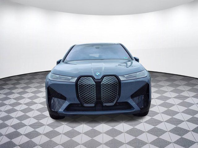 2025 BMW iX xDrive50