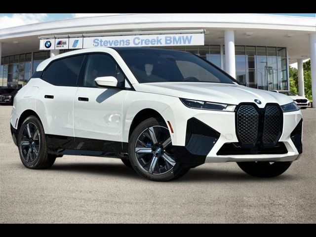 2025 BMW iX xDrive50