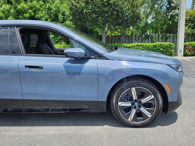 2025 BMW iX xDrive50