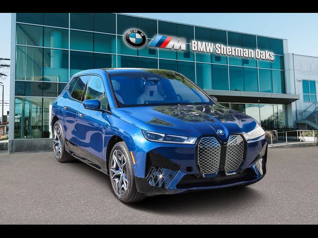 2025 BMW iX xDrive50