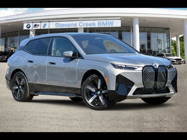 2025 BMW iX xDrive50