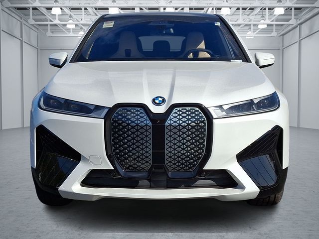 2025 BMW iX xDrive50