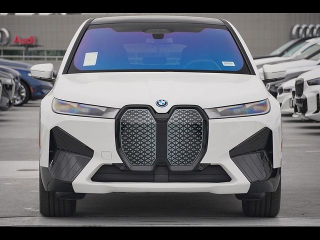 2025 BMW iX xDrive50