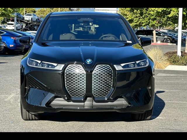 2025 BMW iX xDrive50