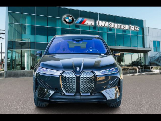 2025 BMW iX xDrive50