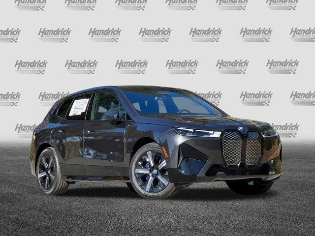 2025 BMW iX xDrive50