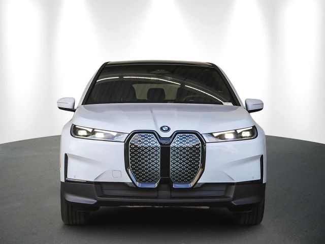 2025 BMW iX xDrive50