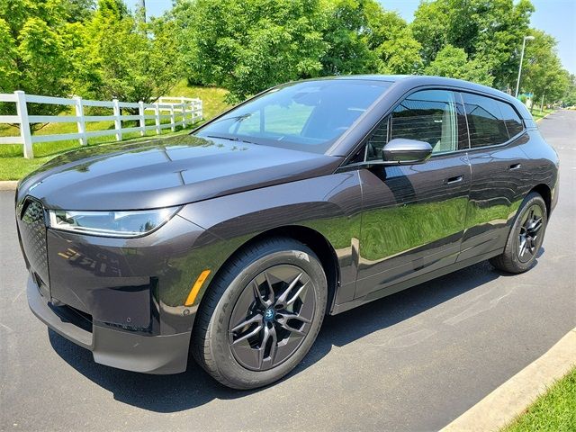 2025 BMW iX xDrive50