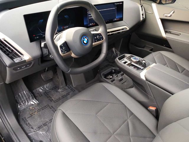 2025 BMW iX xDrive50