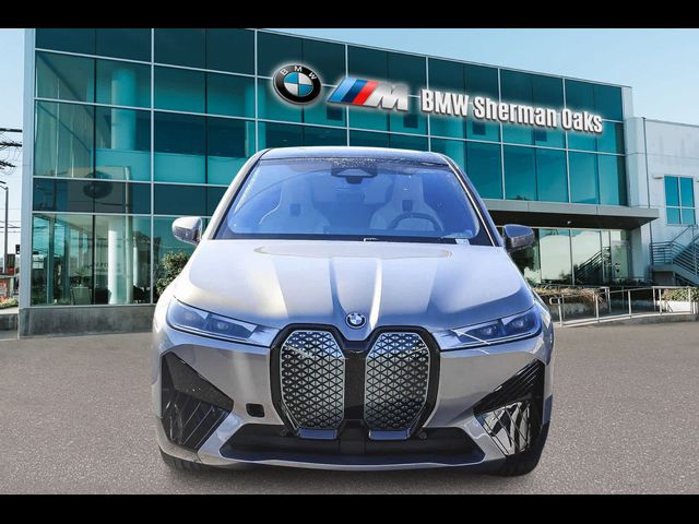 2025 BMW iX xDrive50