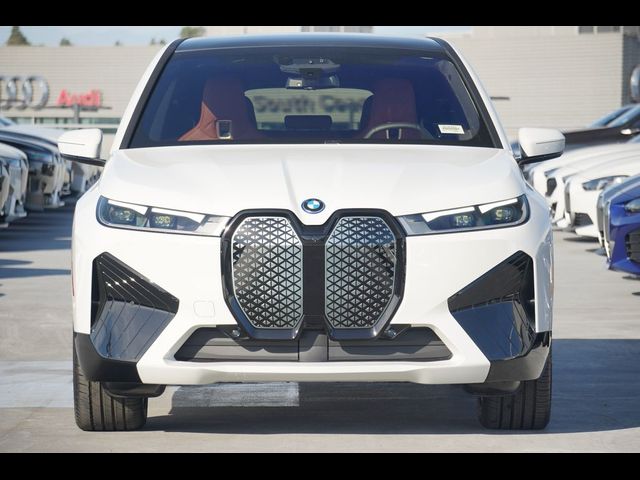 2025 BMW iX xDrive50