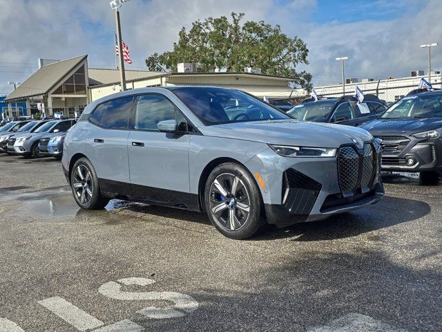 2025 BMW iX xDrive50