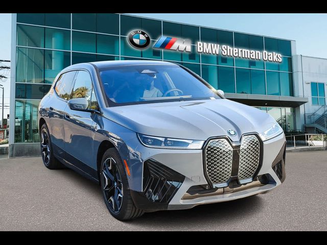 2025 BMW iX xDrive50