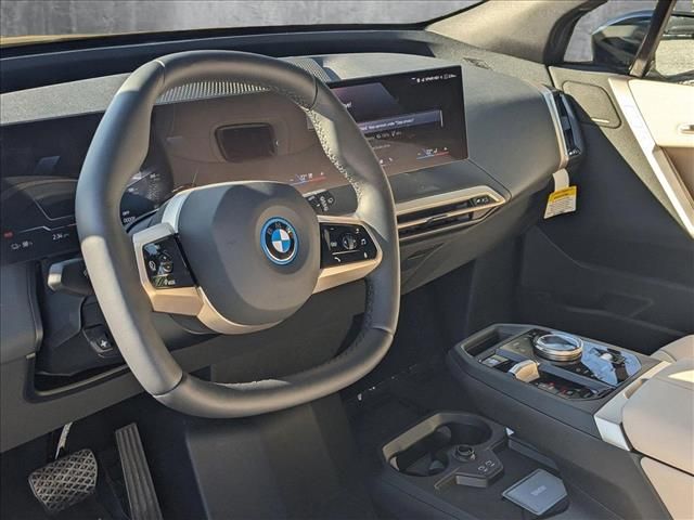 2025 BMW iX xDrive50