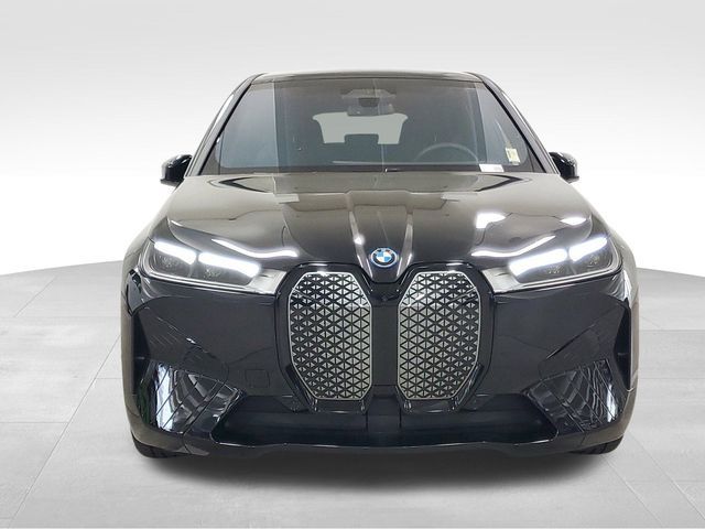 2025 BMW iX xDrive50