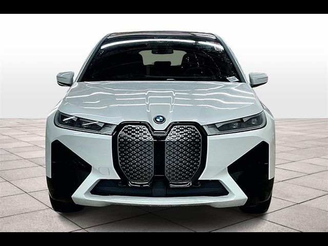 2025 BMW iX xDrive50