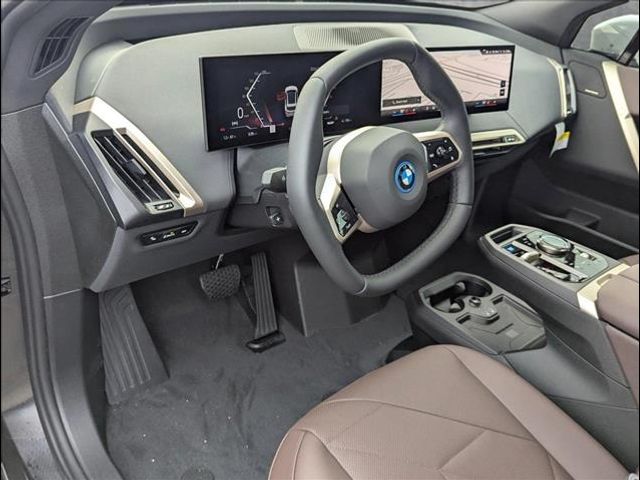 2025 BMW iX xDrive50