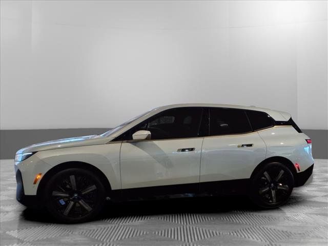 2025 BMW iX xDrive50