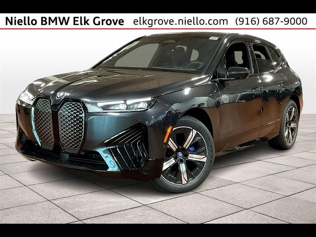 2025 BMW iX xDrive50