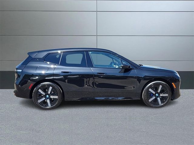 2025 BMW iX xDrive50