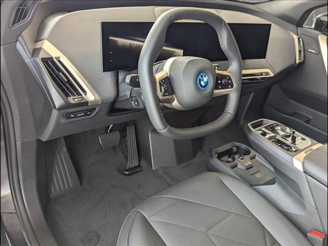 2025 BMW iX xDrive50