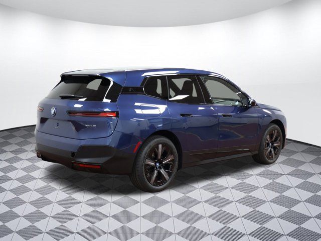 2025 BMW iX xDrive50