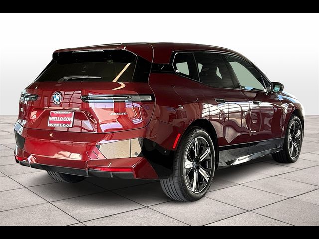 2025 BMW iX xDrive50