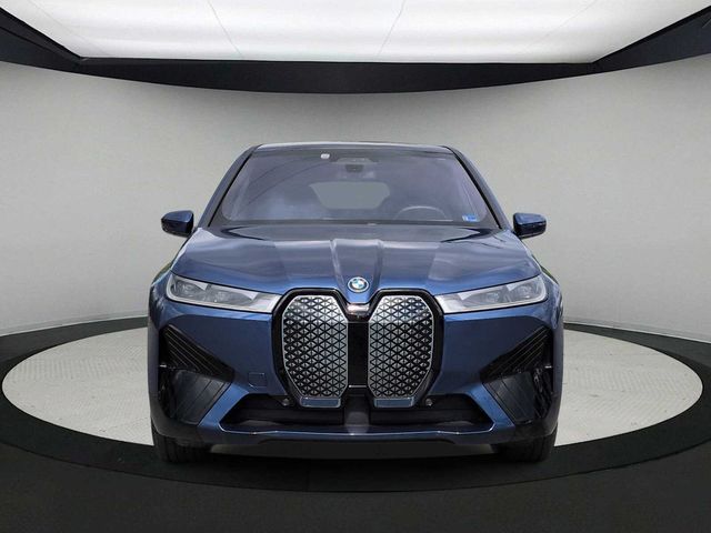 2025 BMW iX xDrive50