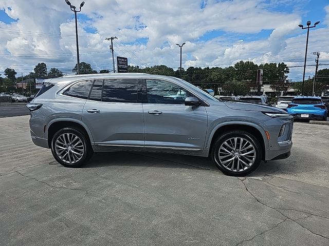 2025 Buick Enclave Avenir