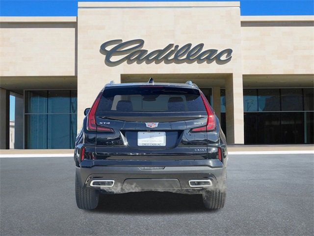 2025 Cadillac XT4 Premium Luxury