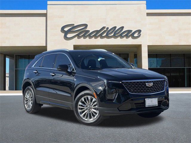 2025 Cadillac XT4 Premium Luxury