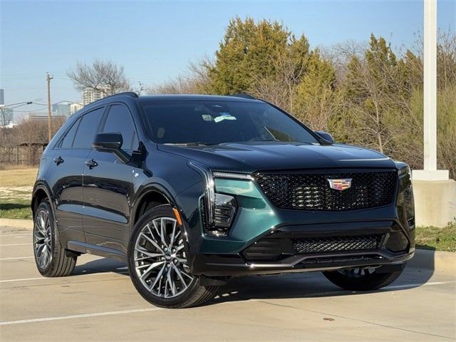 2025 Cadillac XT4 Sport