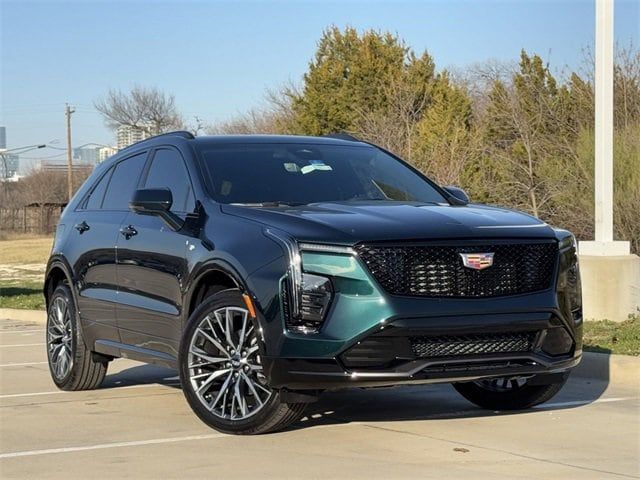 2025 Cadillac XT4 Sport