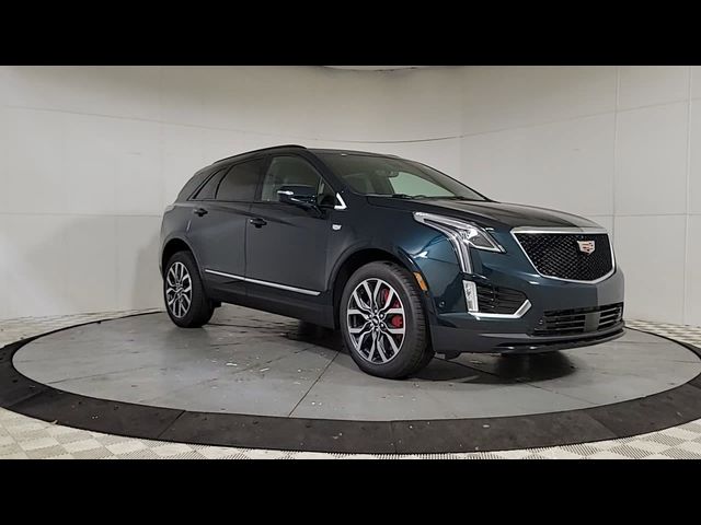 2025 Cadillac XT5 Sport