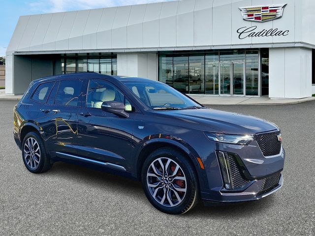 2025 Cadillac XT6 Sport