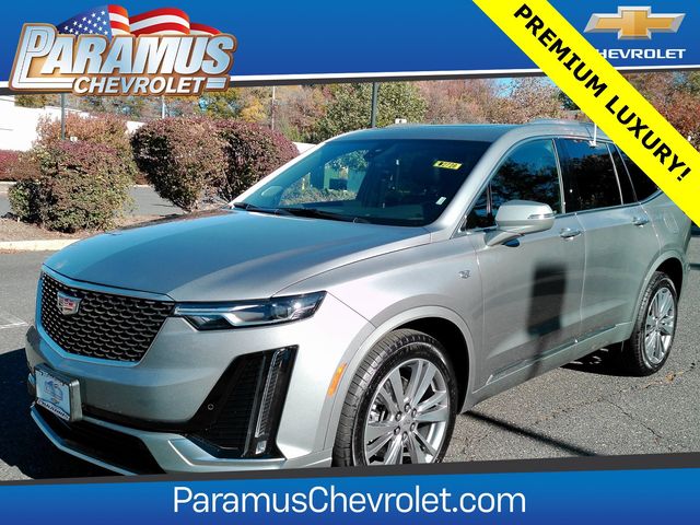 2025 Cadillac XT6 Premium Luxury