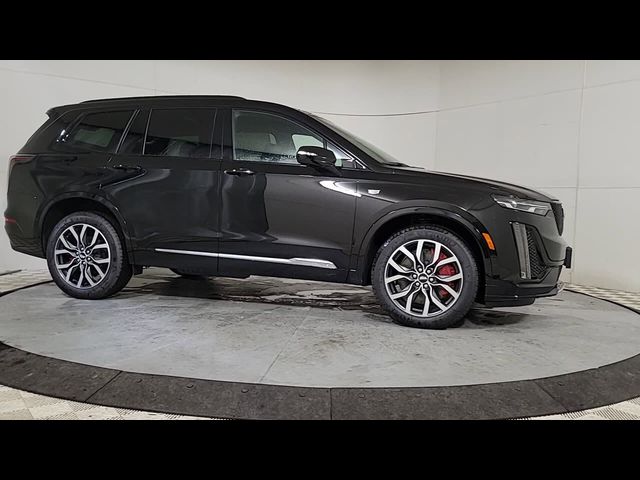 2025 Cadillac XT6 Sport