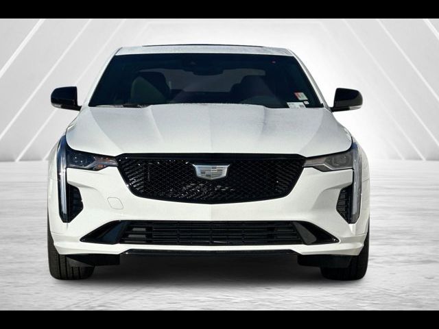 2025 Cadillac CT4 Luxury