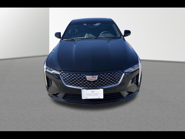 2025 Cadillac CT4 Luxury