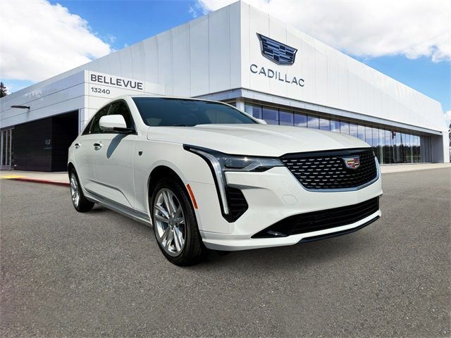 2025 Cadillac CT4 Luxury