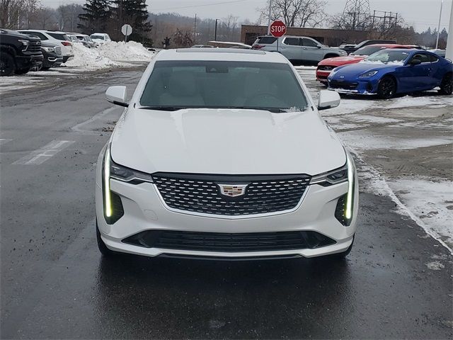 2025 Cadillac CT4 Luxury