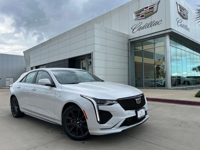2025 Cadillac CT4 Sport
