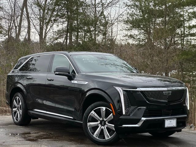 2025 Cadillac Escalade IQ Luxury 2