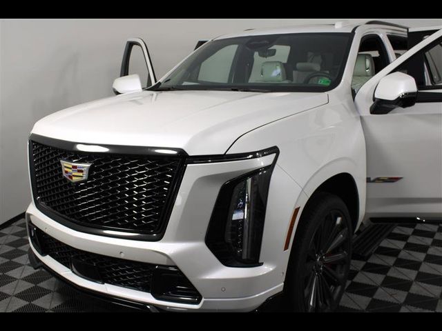 2025 Cadillac Escalade ESV AWD V-Series