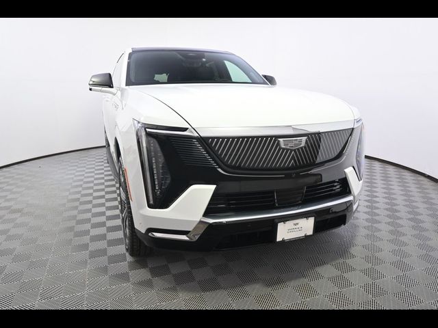2025 Cadillac Escalade IQ Luxury 2