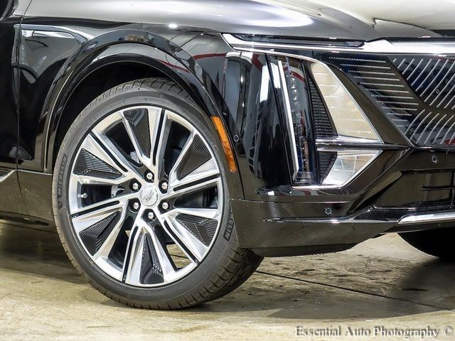 2025 Cadillac LYRIQ Luxury