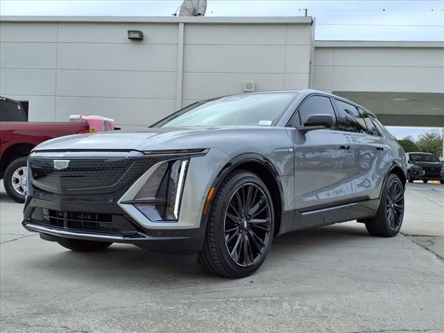 2025 Cadillac LYRIQ Sport